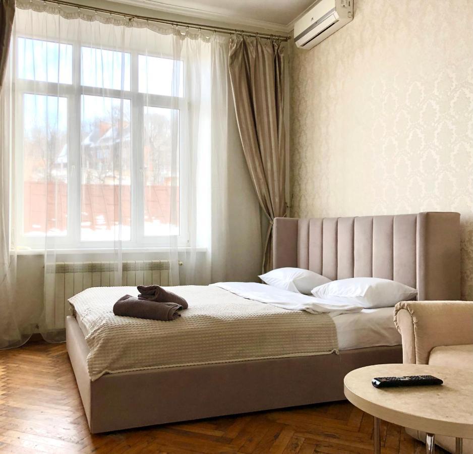 Romantic Apartments - Old Center Lviv Luaran gambar